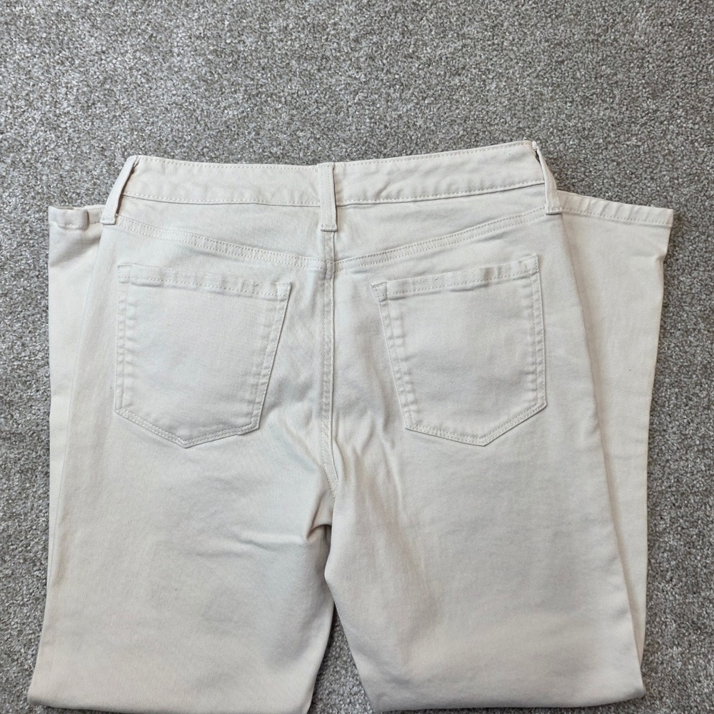 Style & Co Curvy Girlfriend Jeans Cream Off White Size 8 Stretch Denim Pants
459 - Picture 4 of 6